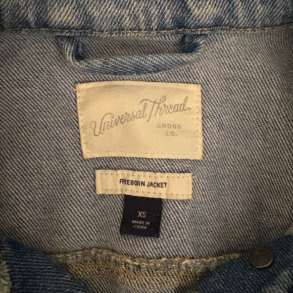 Universal Thread Denim Jacket - Picture 4 of 5